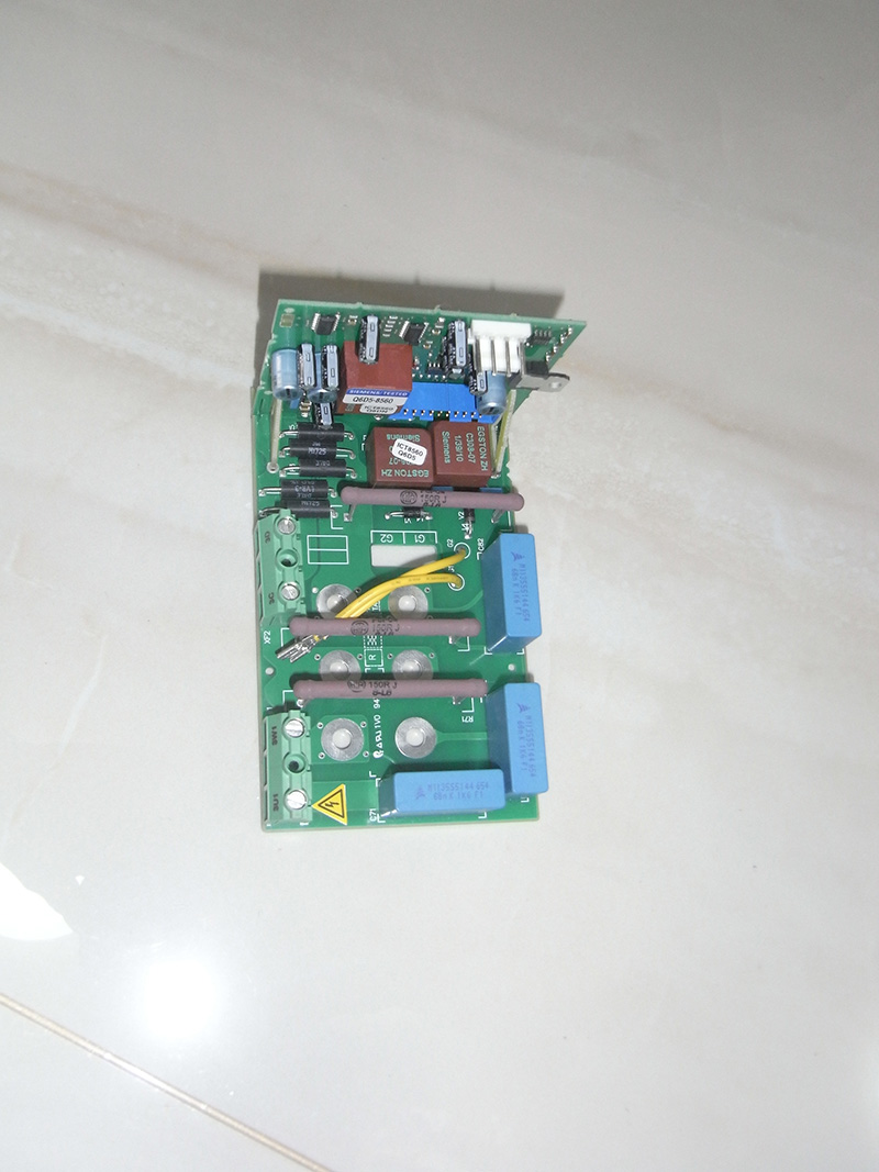 Original  6AV6645-0CB01-0AX0  