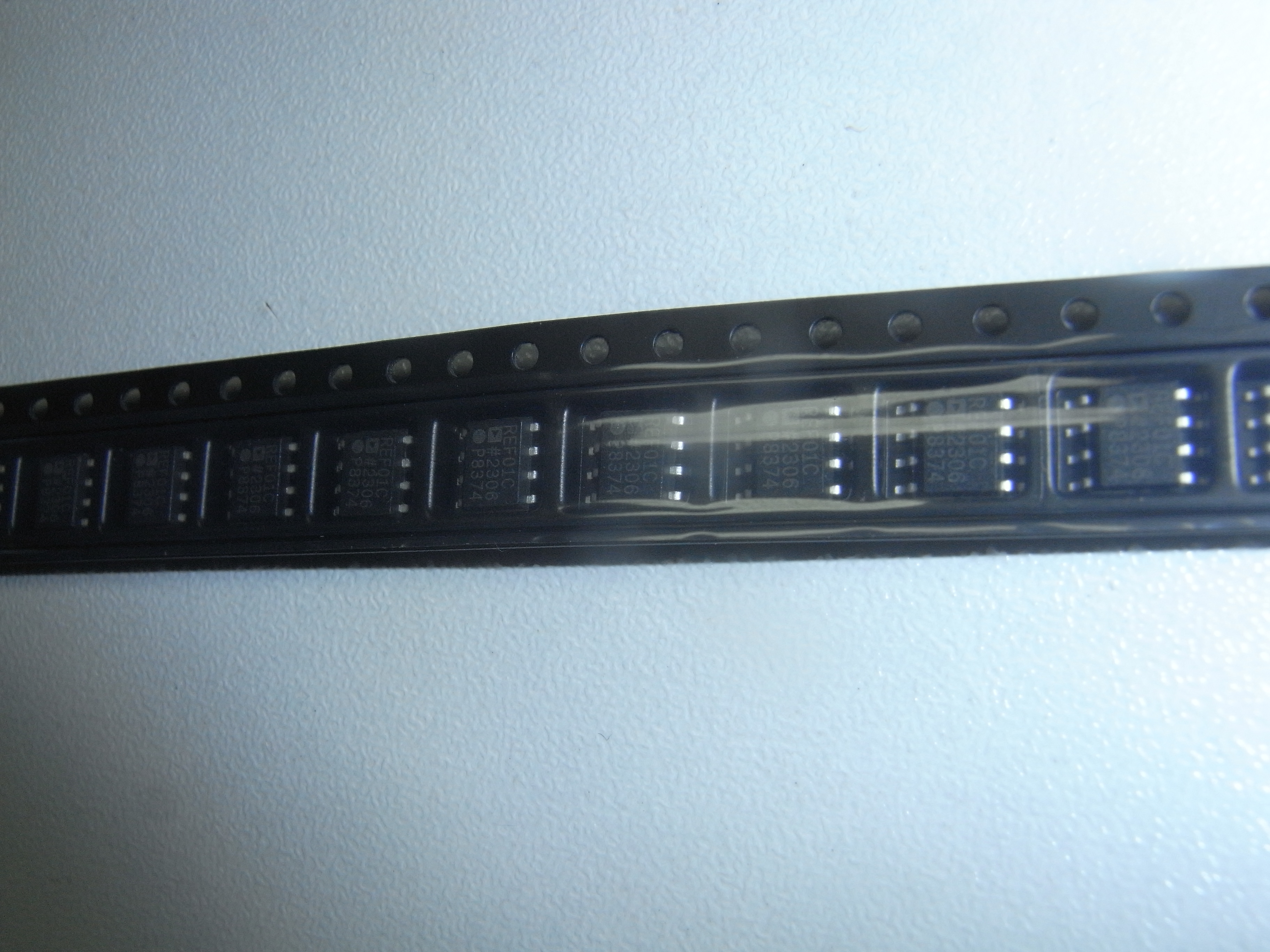 Original  REF01CS